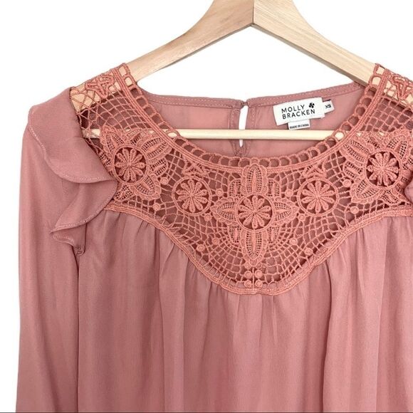 Molly Bracken peasant style top w crochet detail - Picture 2 of 5